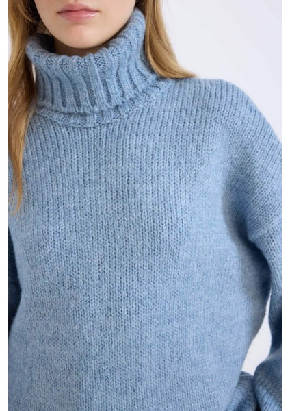 Oversize Geniş Kalıp Balıkçı Yaka Basic Düz Triko Kazak Tunik A6445AX24CW fırsatları