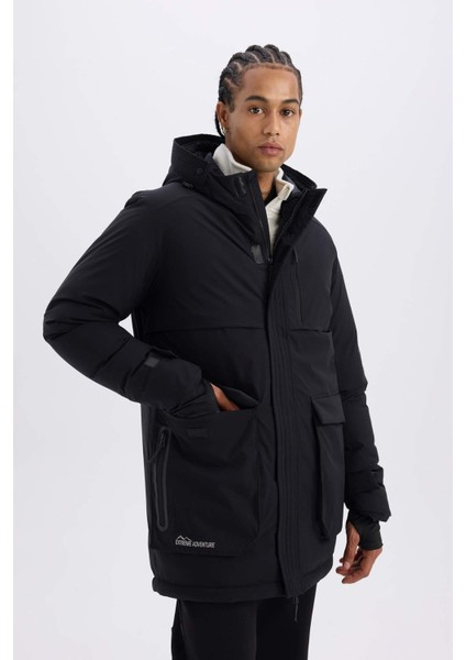 Fit Su İtici Regular Fit Kapüşonlu Su Geçirmez Parka C6065AX24WN