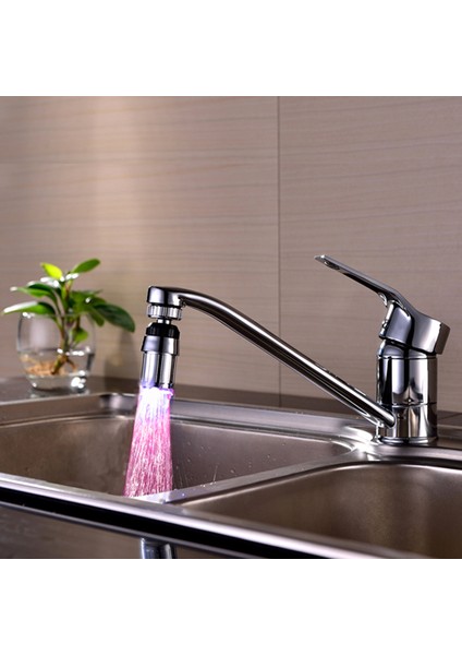 Tek Mavi Stil Yeni LED Su Musluğu Işık 7 Renk Değiştirme Duş Aparatı Mutfak Musluğu Sıçrama Filtresi Adaptörü Banyo Aksesuarları (Yurt Dışından) fırsatları