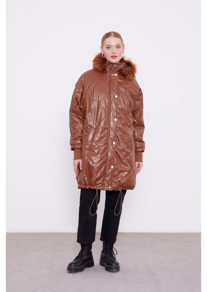 Taba Kapitone Kapüşonlu Mont