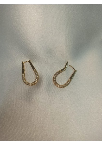 Oval Model Taşlı Gold Küpe