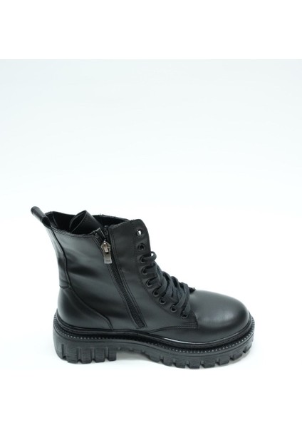 Yüksek Bpoğazlı Lastikli ve Bağcıklı Günlük Cilt Kadın Hafif Bot, Siyah modelleri