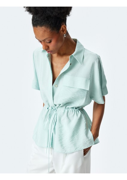 Aplike Detaylı Beli Bağlama Detaylı Kısa Kollu Viskon Gömlek