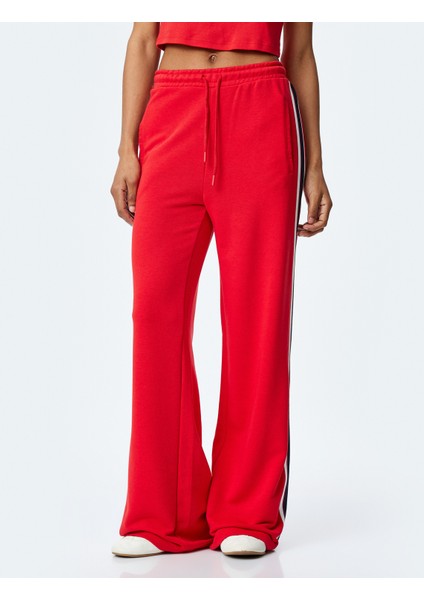 Beli Bağlamalı Yanları Şerit Detaylı Geniş Paça Eşofman Altı modelleri