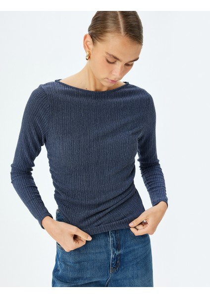 Bisiklet Yaka Dokulu Uzun Kollu Slim Fit T-Shirt fiyatları