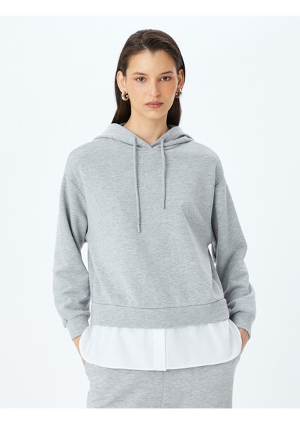 Çift Kumaş Kullanımlı Üç Iplik Kapüşonlu Oversize Sweatshirt