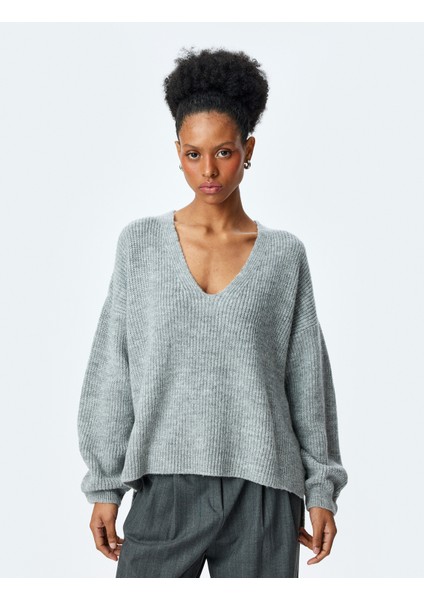 V Yaka Uzun Kollu Oversize Kazak modelleri