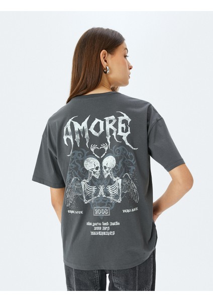 Bisiklet Yaka Arkası Kuru Kafa Baskılı Oversize Kısa Kollu T-Shirt