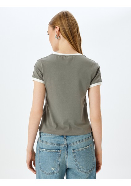 Slogan Baskılı Bisiklet Yaka Kısa Kollu Biyeli Slim Fit T-Shirt fırsatları
