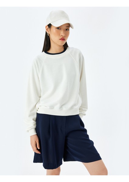 Bisiklet Yaka Uzun Kollu Basic Oversize Sweatshirt