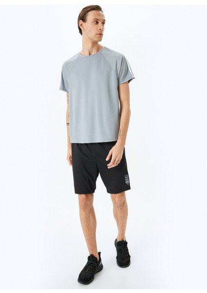 Bisiklet Yaka Biyeli Kısa Kollu Spor T-Shirt fiyatları