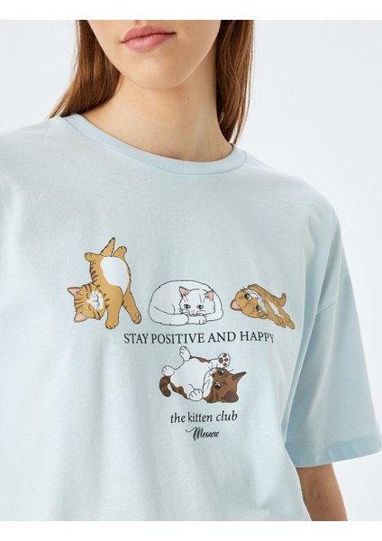 Kedi Baskılı Kısa Kollu Bisiklet Yaka Oversize T-Shirt indirimleri