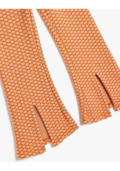 Yırtmaç Detaylı Ispanyol Paça Desenli Pantolon modelleri