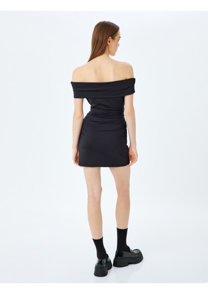 Madonna Yaka Omzu Açık Drapeli Slim Fit Mini Slip Elbise fırsatları