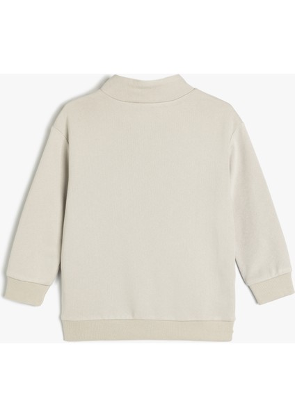 Dik Yaka Düğme Detaylı Baskılı Pamuklu Oversize Sweatshirt fiyatları