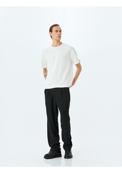 Kısa Kollu Etiket Detaylı Pamuk Karışımlı Bisiklet Yaka Oversize T-Shirt