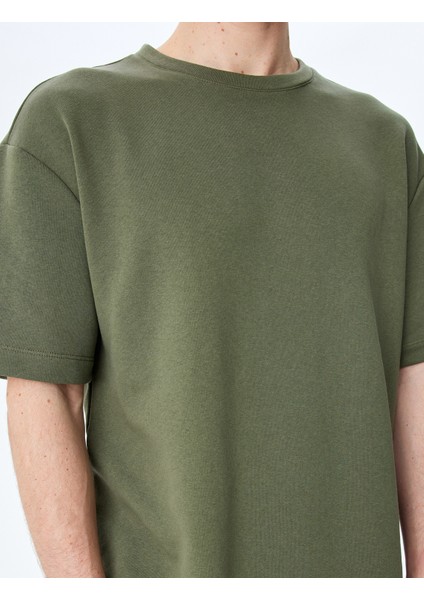Kısa Kollu Etiket Detaylı Pamuk Karışımlı Bisiklet Yaka Oversize T-Shirt indirimleri