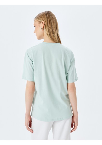 Kedi Baskılı Bisiklet Yaka Kısa Kollu Rahat Kalıp T-Shirt