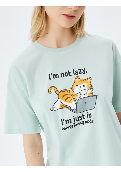 Kedi Baskılı Bisiklet Yaka Kısa Kollu Rahat Kalıp T-Shirt