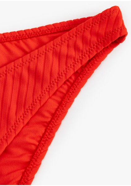 Astarlı Dokulu Asimetrik Bel Bikini Altı modelleri