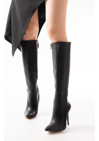226 Siyah Lastikli Yüksek Topuklu Çizme modelleri