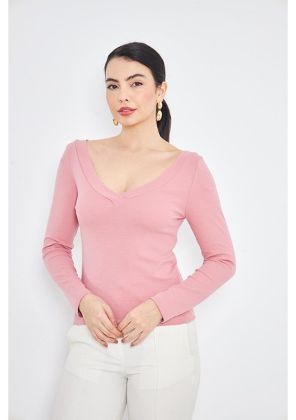 Pembe Kadın Derin V Yaka Uzun Kollu Fit Kesim Bluz - 2465