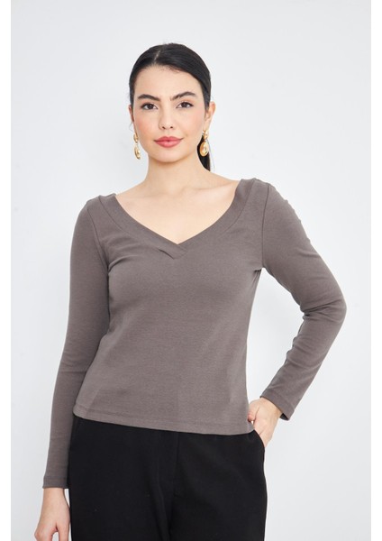 Vizon Kadın Derin V Yaka Uzun Kollu Fit Kesim Bluz - 2465