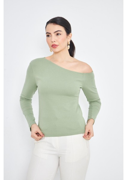 Yeşil Asimetrik Yaka Tek Omuz Açık Uzun Kollu Kadın Fit Bluz - 2463