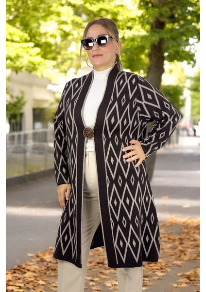 Baklava Desenli Broş Detaylı Uzun Kollu Şal Yaka Büyük Beden Triko Hırka fiyatları