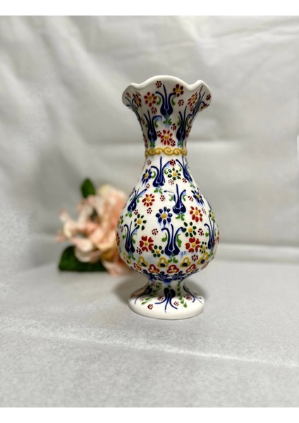 25 cm Dantel Model Vazo
