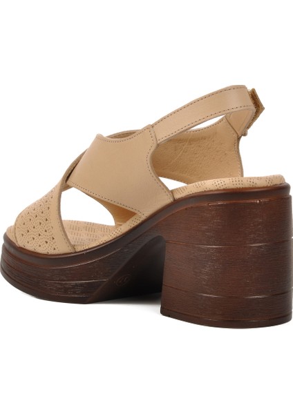 Bej Kadın Topuklu Sandalet fırsatları