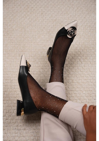 Marie Ithal Çiçek Toka Detaylı Rugan Kadın Ayakkabı Siyah