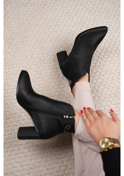 Jenifer Guja Ithal Topuk Taş Detaylı Özel Seri Kadın Bot Siyah fiyatları