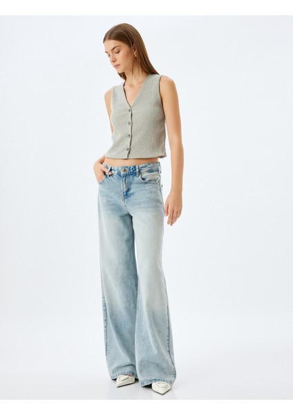 Dokulu Düğmeli V Yaka Yelek fiyatları