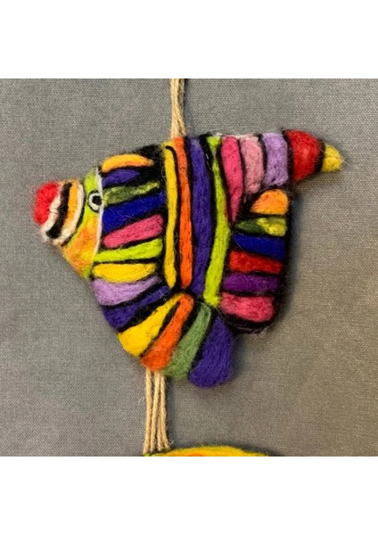 El Yapımı Keçe Renkli Neşeli Balıklar Duvar Süsü - 14 x 45 cm