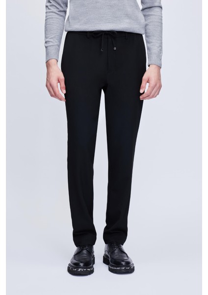 Siyah Rahat Kesim Yandan Cepli Jogger Pantolon