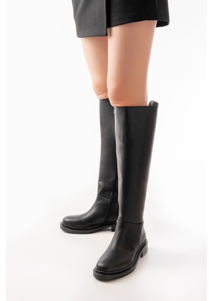 2024-3007 Siyah Fermuarlı Günlük Kadın Çizme fiyatları
