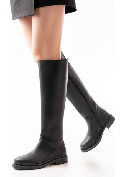 2024-3007 Siyah Fermuarlı Günlük Kadın Çizme modelleri