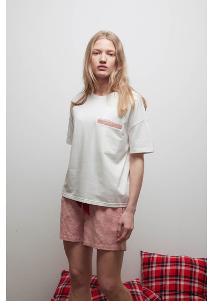 Kadın Pamuklu Kısa Kollu T-Shirt fiyatları