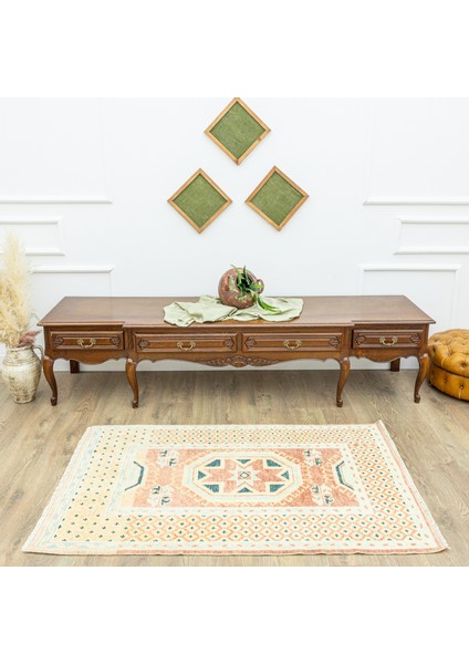 Granada Yıldız Desenli Yün Halı 95 x 158 cm