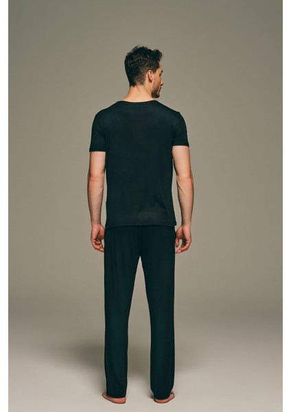 Erkek Modal V Yaka Kısa Kollu T-Shirt fırsatları