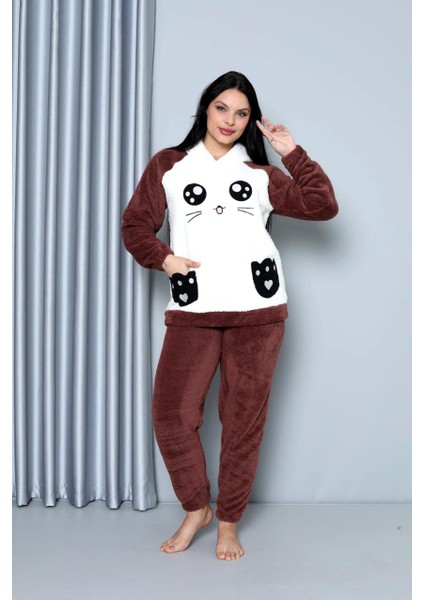 Desenli Tam Peluş Kışlık Yılbaşı Kadın Pijama Takımı