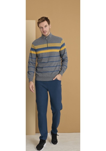 Erkek Dik Yaka Eşofman Takımı 1640