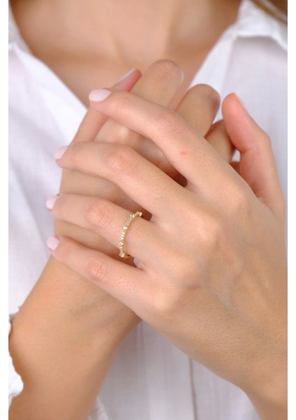 14 Ayar Altın Taşlı Minimal Yüzük