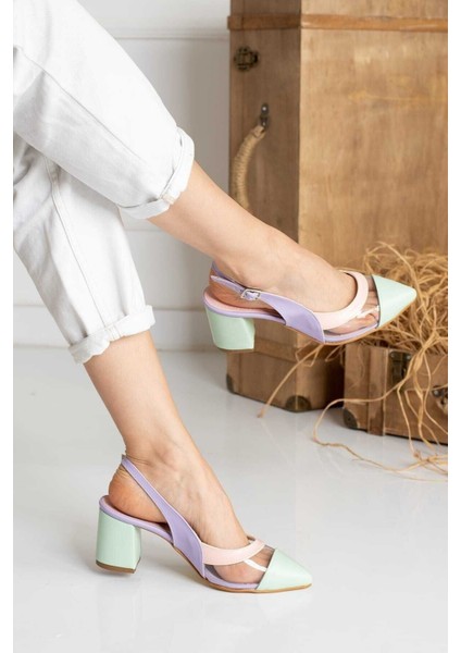 Kadın Topuklu Sandalet Suni Deri Renkli Tasarım Düz Tabanlı fiyatları