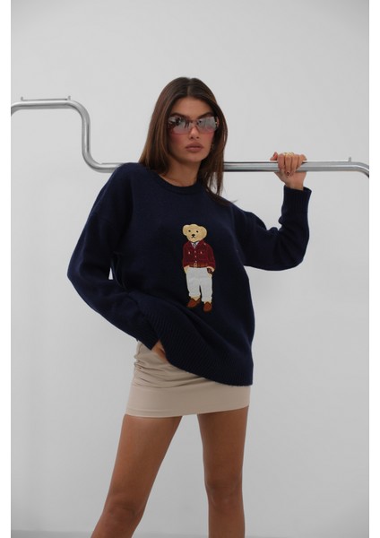 Ayıcık Işlemeli Oversize Lacivert Kazak