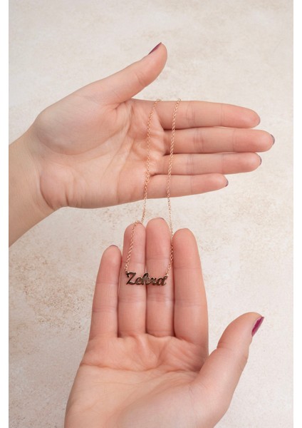 Gümüş İsimli Kolye Özel Tasarım Doç Zincir 18 Ayar Rose Altın Kaplama Kişiye Özel İsim Yazılı 925 Ayar Kadın Gümüş İsimli Kolye Bayan İsimli Kolye Kişiye Özel İsim Kolye İsim Kolyesi indirimleri