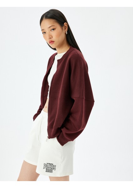 Nakış Detaylı Beli Bağcıklı Cepli Şort fiyatları