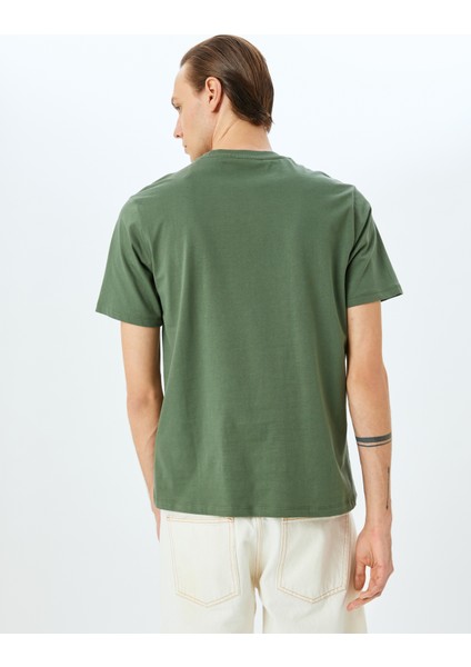 Bisiklet Yaka Kısa Kollu Pamuklu Slogan Baskılı T-Shirt