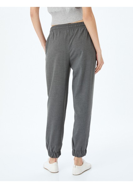 Beli Bağlamalı Cepli Jogger Pantolon